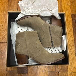 Brand New Zadig and Voltaire boots